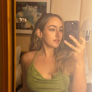 Meet your Posher, Nanette